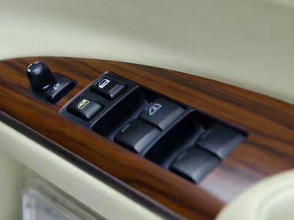 Bagaimana Seharusnya Bagian Plastik Interior Otomotif Dirancang untuk Interior Kendaraan Modern?